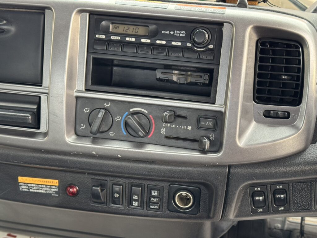 平成24年　レンジャー4トン4段クレーンロング ロングジャッキ ラジコン 車検令和8年11月