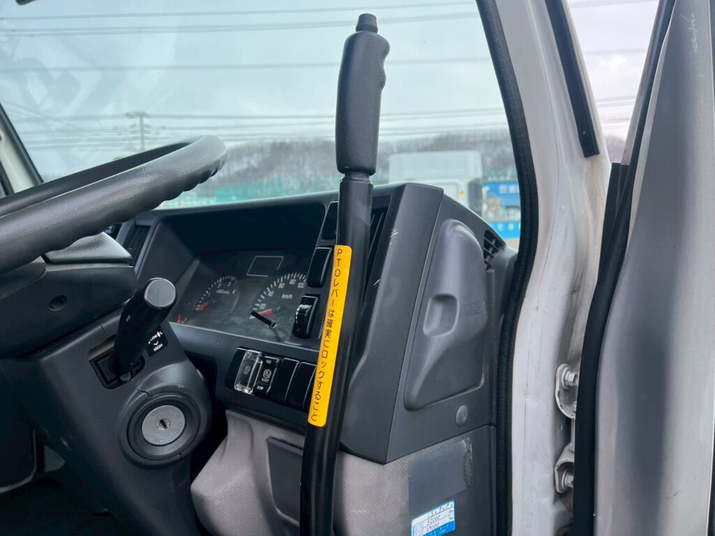 ◆平成25年式　◆いすゞエルフ12m高所作業車　◆スチールバケット