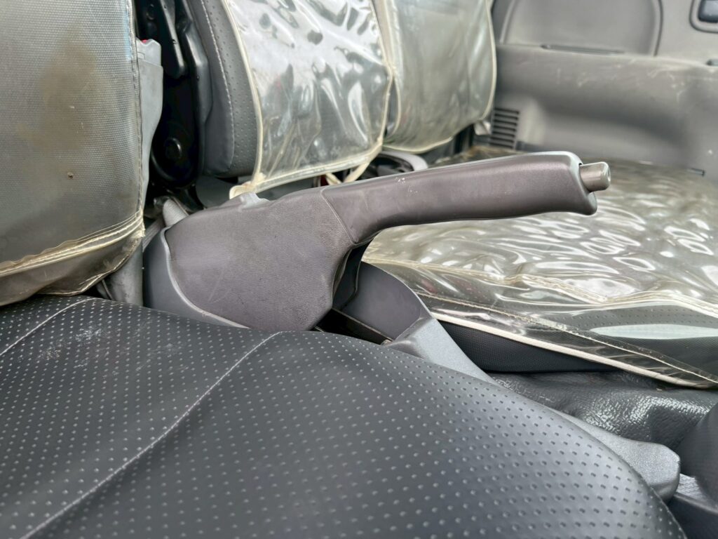 ◆平成25年式　◆いすゞエルフ12m高所作業車　◆スチールバケット