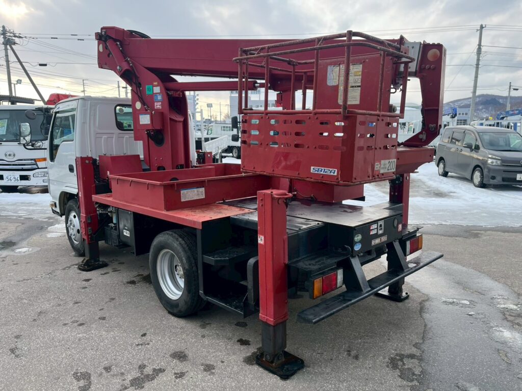 ◆平成25年式　◆いすゞエルフ12m高所作業車　◆スチールバケット