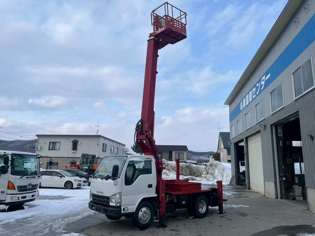 ◆平成25年式　◆いすゞエルフ12m高所作業車　◆スチールバケット