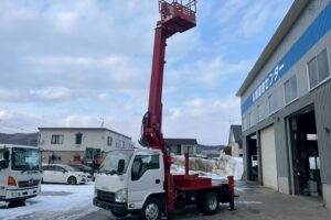 サムネイル: ◆平成25年式　◆いすゞエルフ12m高所作業車　◆スチールバケット