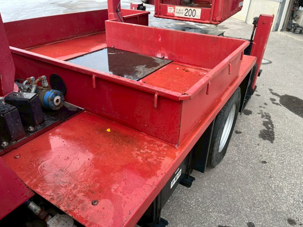 ◆平成25年式　◆いすゞエルフ12m高所作業車　◆スチールバケット