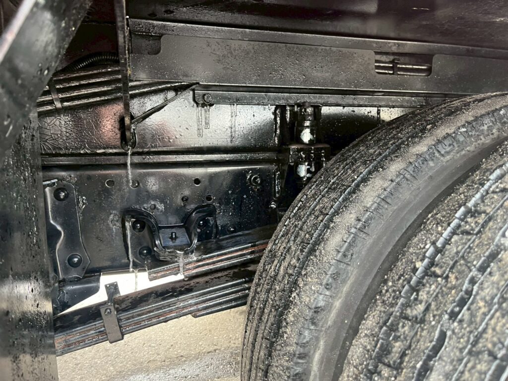 ◆平成25年式　◆いすゞエルフ12m高所作業車　◆スチールバケット