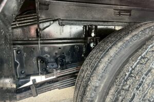 サムネイル: ◆平成25年式　◆いすゞエルフ12m高所作業車　◆スチールバケット