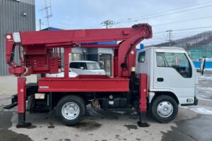 サムネイル: ◆平成25年式　◆いすゞエルフ12m高所作業車　◆スチールバケット