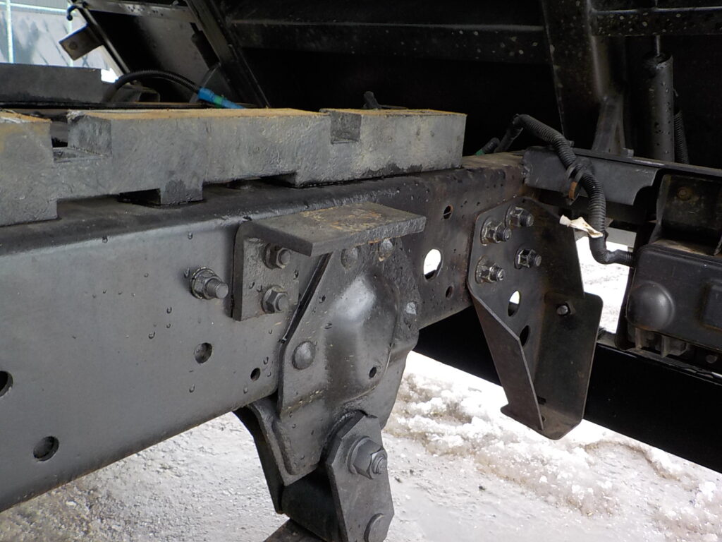 平成23年　タイタン1.2tWキャブダンプ　★4WD★土砂禁★三方開★予備検付