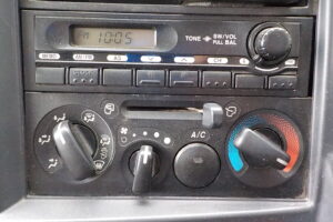 サムネイル: 平成23年　タイタン1.2tWキャブダンプ　★4WD★土砂禁★三方開★予備検付