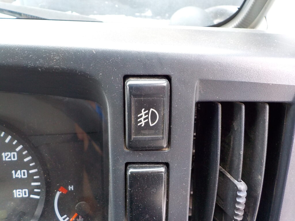 平成23年　タイタン1.2tWキャブダンプ　★4WD★土砂禁★三方開★予備検付