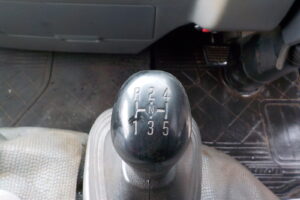 サムネイル: 平成23年　タイタン1.2tWキャブダンプ　★4WD★土砂禁★三方開★予備検付