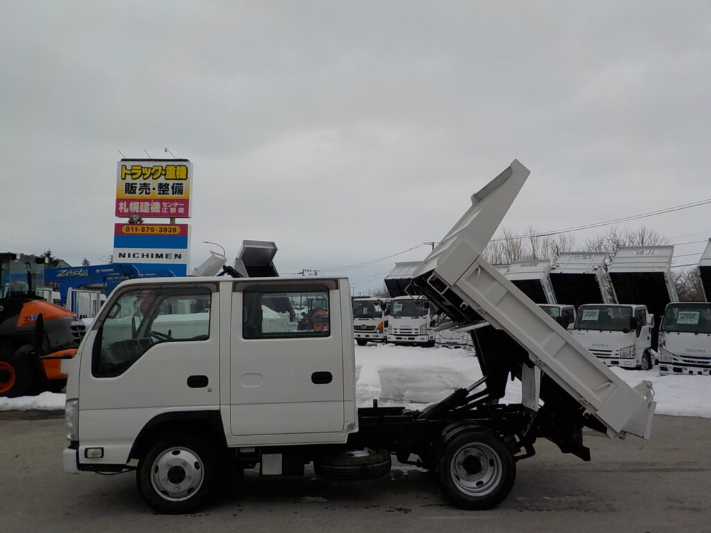 平成23年　タイタン1.2tWキャブダンプ　★4WD★土砂禁★三方開★予備検付