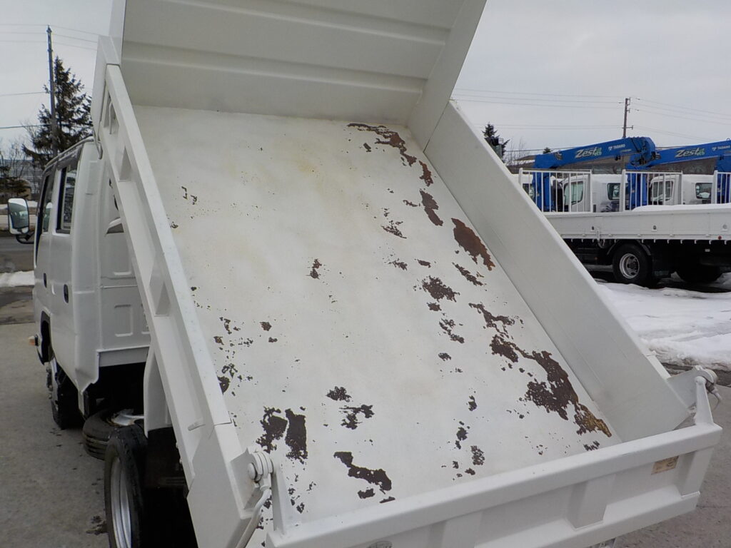 平成23年　タイタン1.2tWキャブダンプ　★4WD★土砂禁★三方開★予備検付