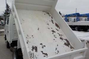 サムネイル: 平成23年　タイタン1.2tWキャブダンプ　★4WD★土砂禁★三方開★予備検付