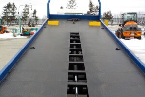 サムネイル: 平成22年　レンジャー4t搬送車スライドボディ　★ラジコン★ウィンチ★予備検付