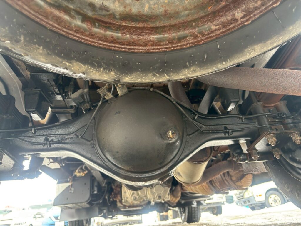 平成26年　いすゞ　エルフ　1.15トンWキャブ　4WD・6人乗り（小型貨物・4ナンバー）（車検1年付）