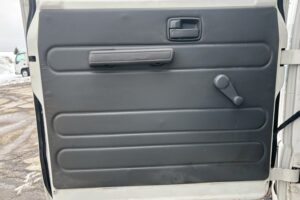 サムネイル: 平成26年　いすゞ　エルフ　1.15トンWキャブ　4WD・6人乗り（小型貨物・4ナンバー）（車検1年付）