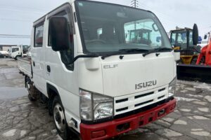 サムネイル: 平成26年　いすゞ　エルフ　1.15トンWキャブ　4WD・6人乗り（小型貨物・4ナンバー）（車検1年付）