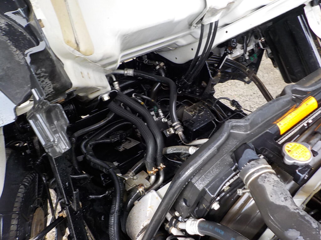 H26 エルフ 2ｔダンプ　コボレーン