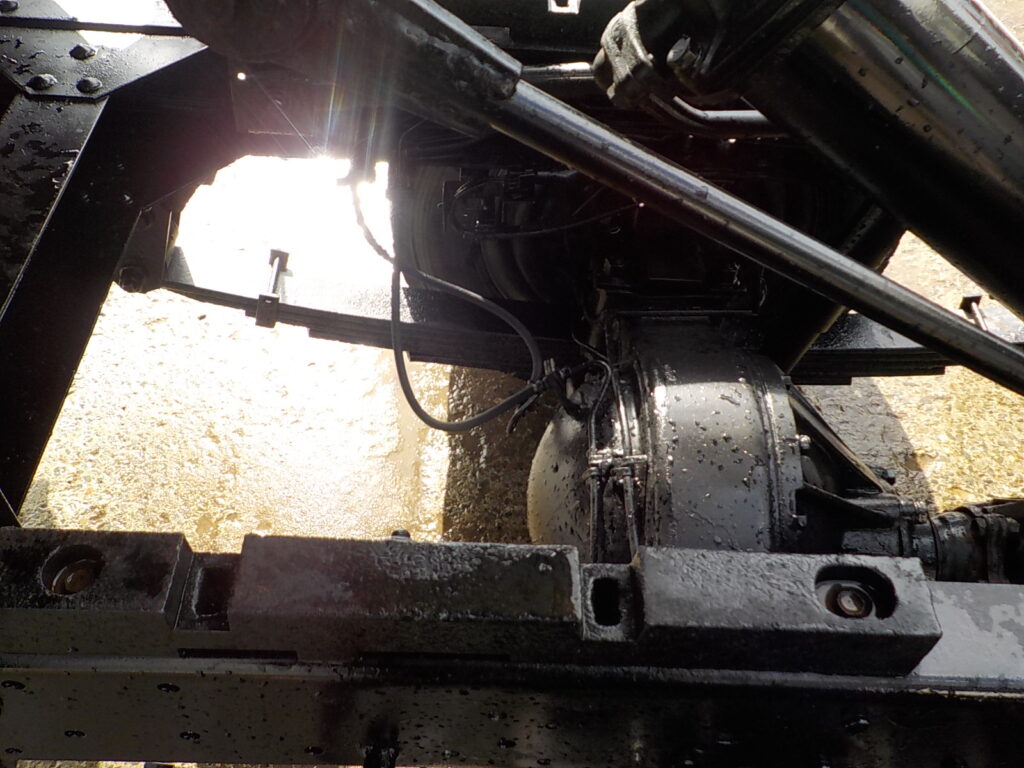 H26 エルフ 2ｔダンプ　コボレーン