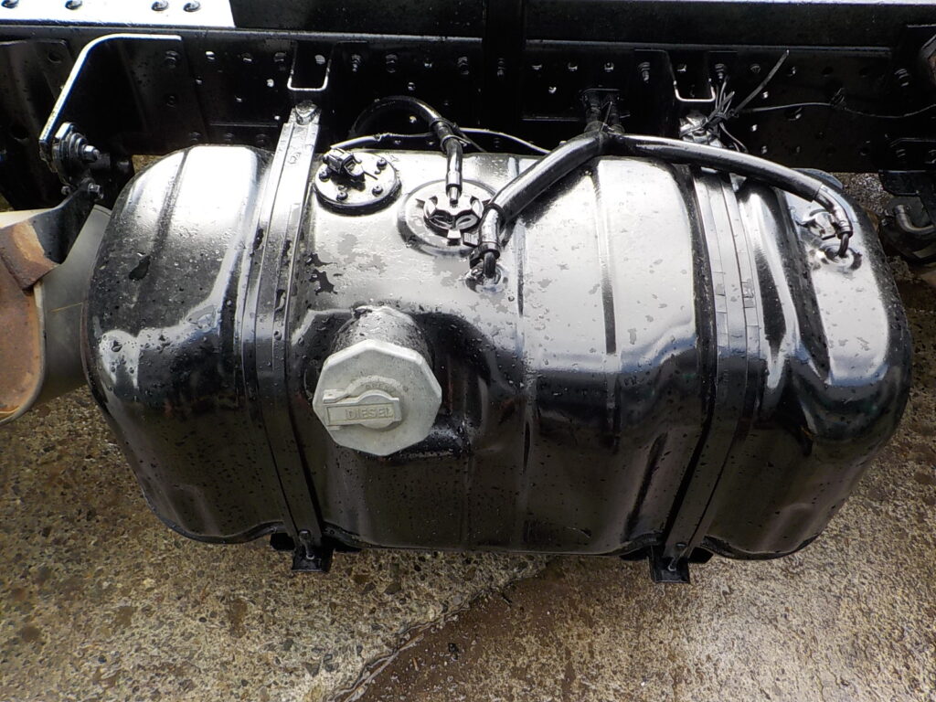 H26 エルフ 2ｔダンプ　コボレーン