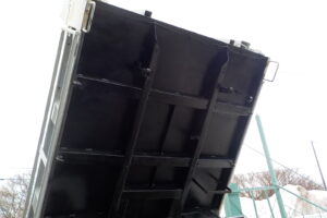 サムネイル: H26 エルフ 2ｔダンプ　コボレーン