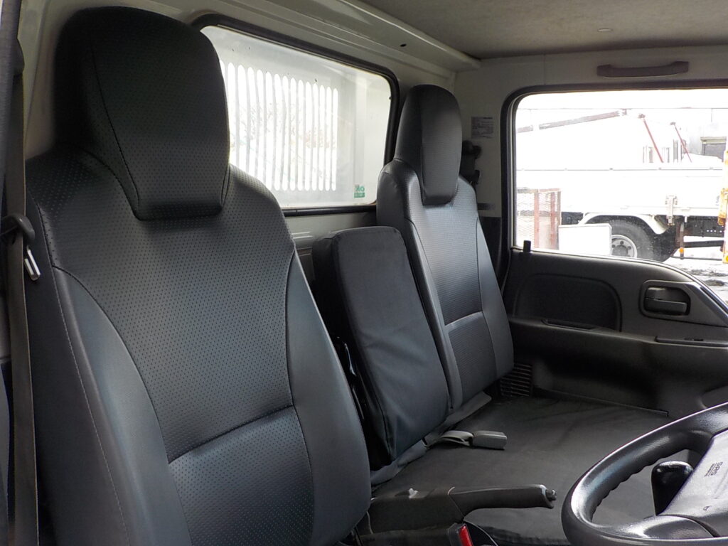 H26 エルフ 2ｔダンプ　コボレーン