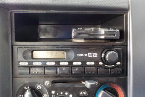 サムネイル: H26 エルフ 2ｔダンプ　コボレーン