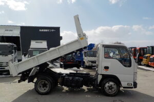 サムネイル: H26 エルフ 2ｔダンプ　コボレーン