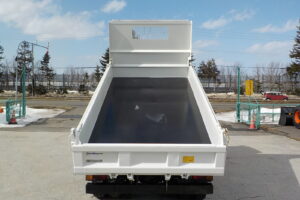 サムネイル: H26 エルフ 2ｔダンプ　コボレーン