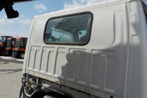 サムネイル: H26 エルフ 2ｔダンプ　コボレーン