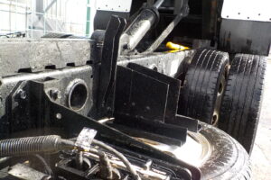 サムネイル: H28 キャンター 2ｔダンプ　★コボレーン★車検令和8年10月★