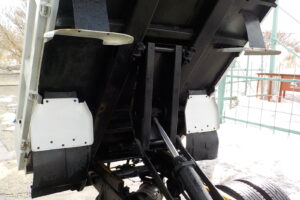 サムネイル: H28 キャンター 2ｔダンプ　★コボレーン★車検令和8年10月★