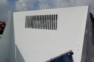 サムネイル: H28 キャンター 2ｔダンプ　★コボレーン★車検令和8年10月★