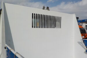 サムネイル: H28 キャンター 2ｔダンプ　★コボレーン★車検令和8年10月★