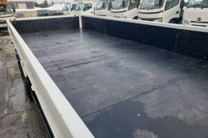 サムネイル: 平成18年　トヨタ　ダイナ　２トン平ロング　４ＷＤ（車検1年付）