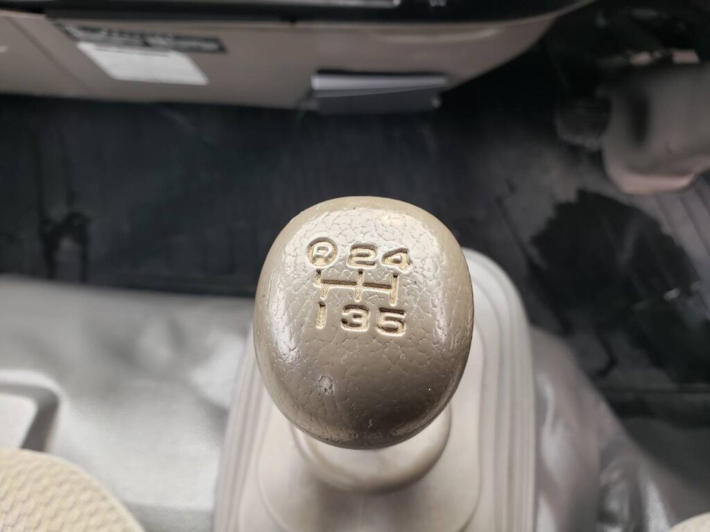 平成18年　トヨタ　ダイナ　２トン平ロング　４ＷＤ（車検1年付）