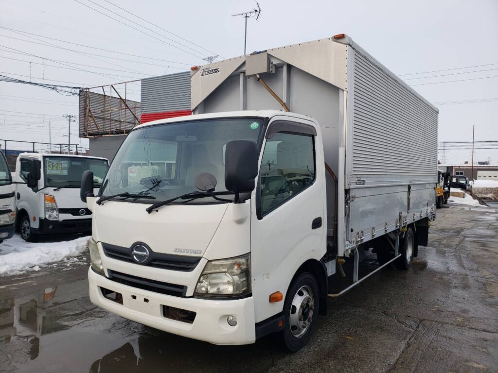 平成24年　日野　デュトロ　3.5トンアルミウィング　ワイド超ロング・バックモニター付（車検１年付）