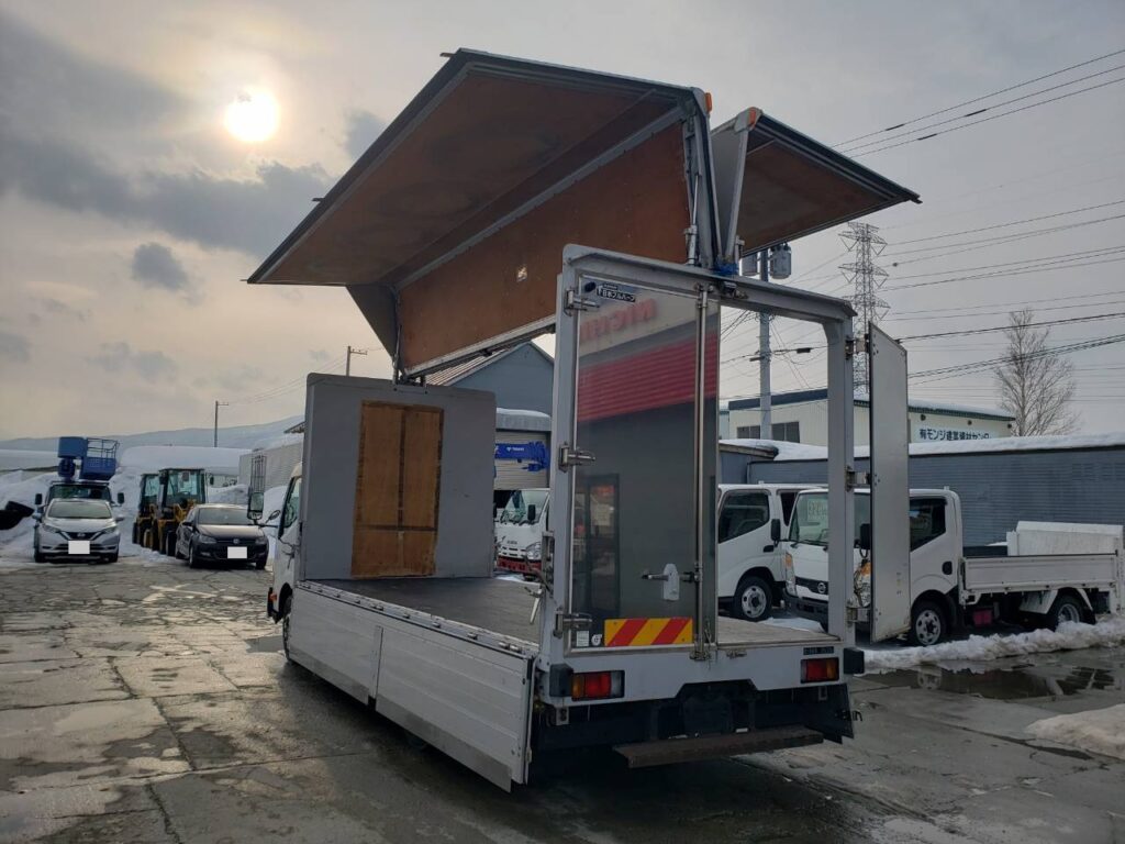 平成24年　日野　デュトロ　3.5トンアルミウィング　ワイド超ロング・バックモニター付（車検１年付）