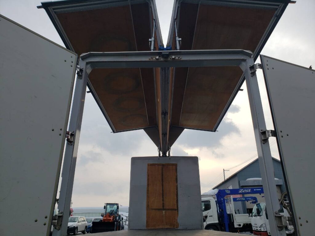 平成24年　日野　デュトロ　3.5トンアルミウィング　ワイド超ロング・バックモニター付（車検１年付）