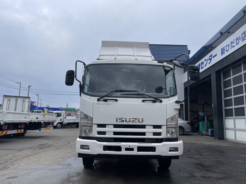平成25年　フォワード4トンダンプ　極東開発　走行4.7万キロ　フル装備　車検1年付