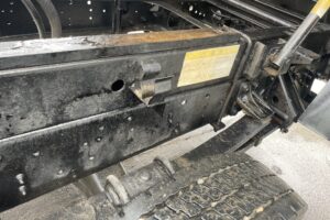 サムネイル: 平成25年　フォワード4トンダンプ　極東開発　走行4.7万キロ　フル装備　車検1年付