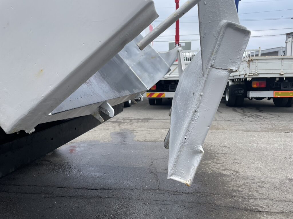 平成25年　フォワード4トンダンプ　極東開発　走行4.7万キロ　フル装備　車検1年付