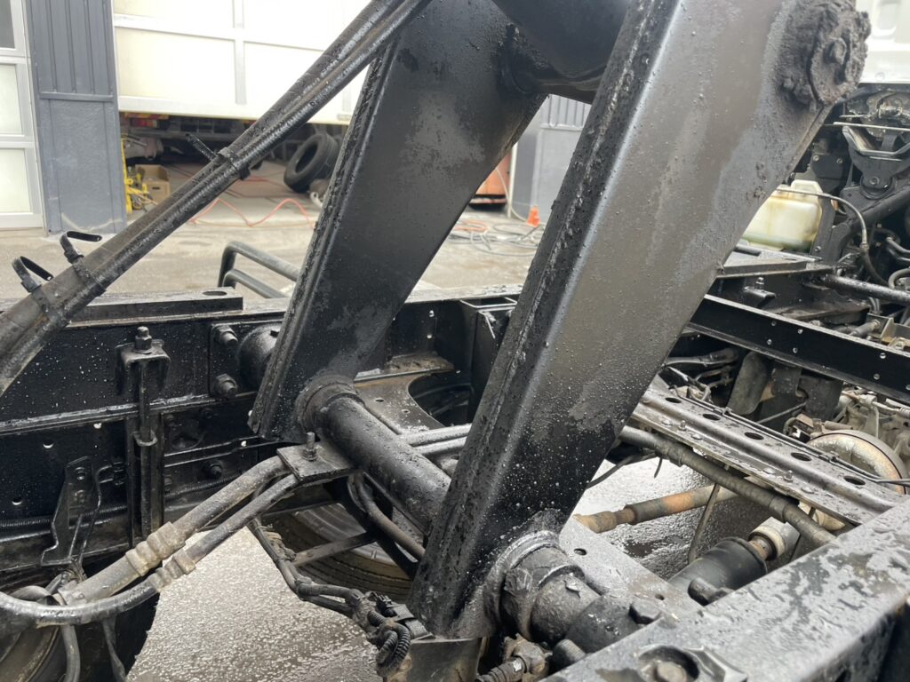 平成25年　フォワード4トンダンプ　極東開発　走行4.7万キロ　フル装備　車検1年付