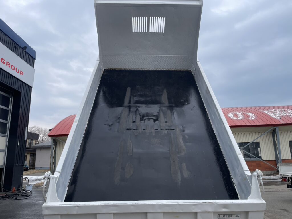 平成25年　フォワード4トンダンプ　極東開発　走行4.7万キロ　フル装備　車検1年付