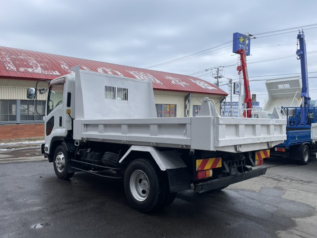 平成25年　フォワード4トンダンプ　極東開発　走行4.7万キロ　フル装備　車検1年付
