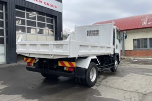 サムネイル: 平成25年　フォワード4トンダンプ　極東開発　走行4.7万キロ　フル装備　車検1年付