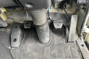 サムネイル: 平成25年　フォワード4トンダンプ　極東開発　走行4.7万キロ　フル装備　車検1年付