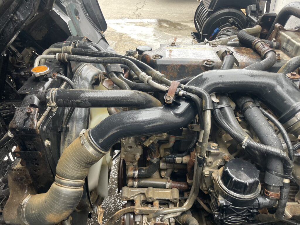 平成25年　フォワード4トンダンプ　極東開発　走行4.7万キロ　フル装備　車検1年付