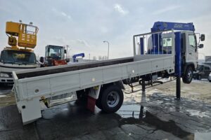 サムネイル: 平成23年　日野　レンジャー　４トン５段クレーン　ロングジャッキ　フックイン・ラジコン付（車検令和８年12月）