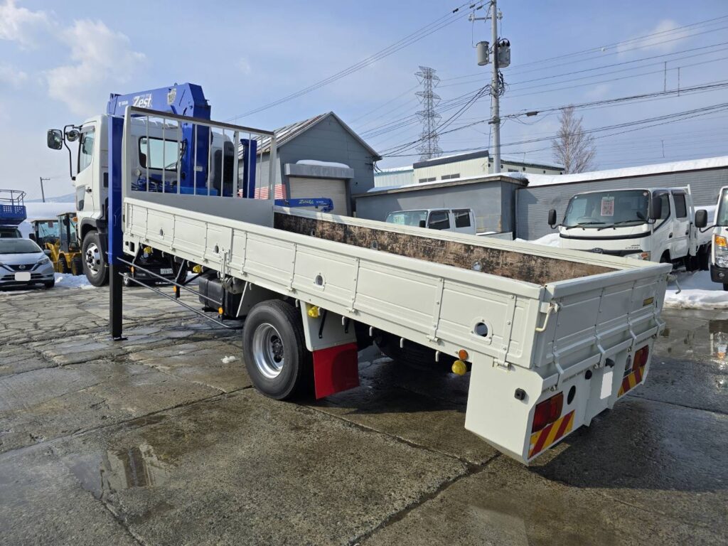 平成23年　日野　レンジャー　４トン５段クレーン　ロングジャッキ　フックイン・ラジコン付（車検令和８年12月）